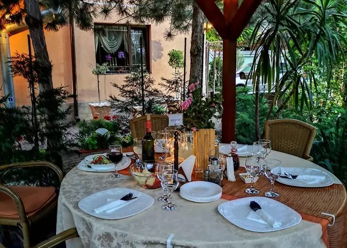 Hotel-pensiunea Zefir Penzion 4*